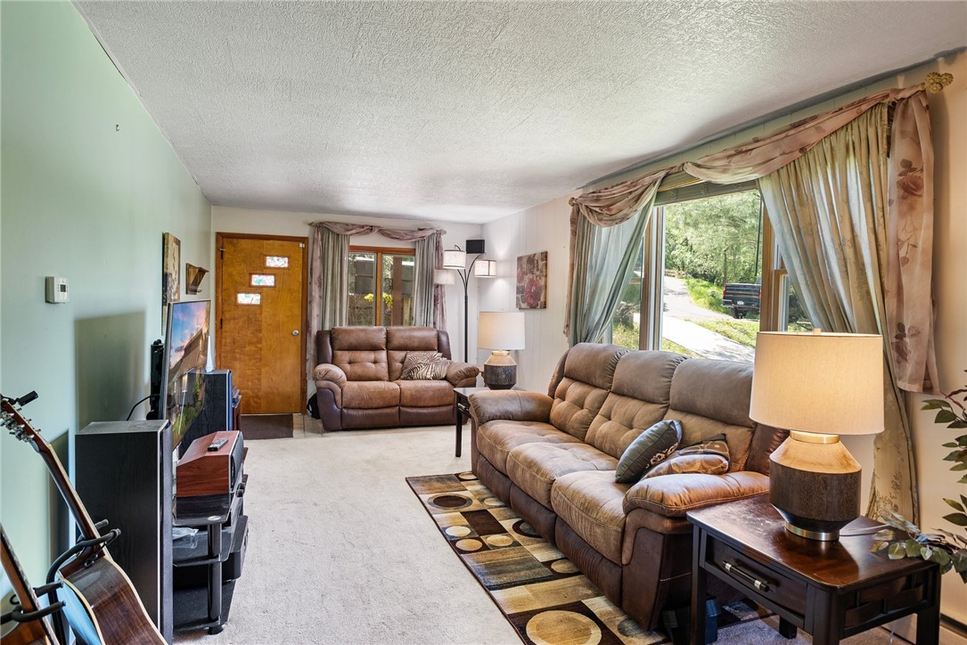 121 Warrendale Bakerstown Rd