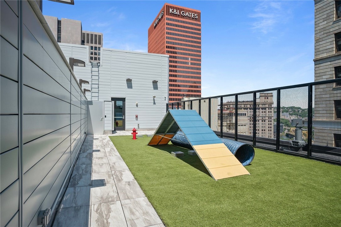 350 Oliver Ave 1307
