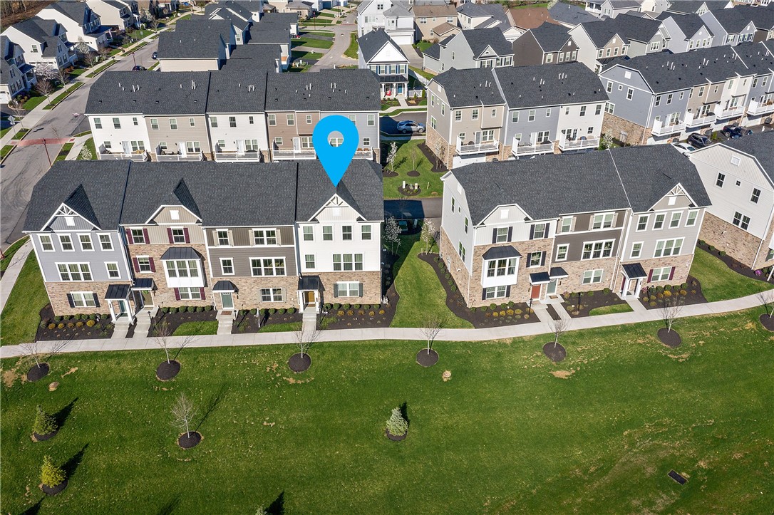 638 Amarth Ln