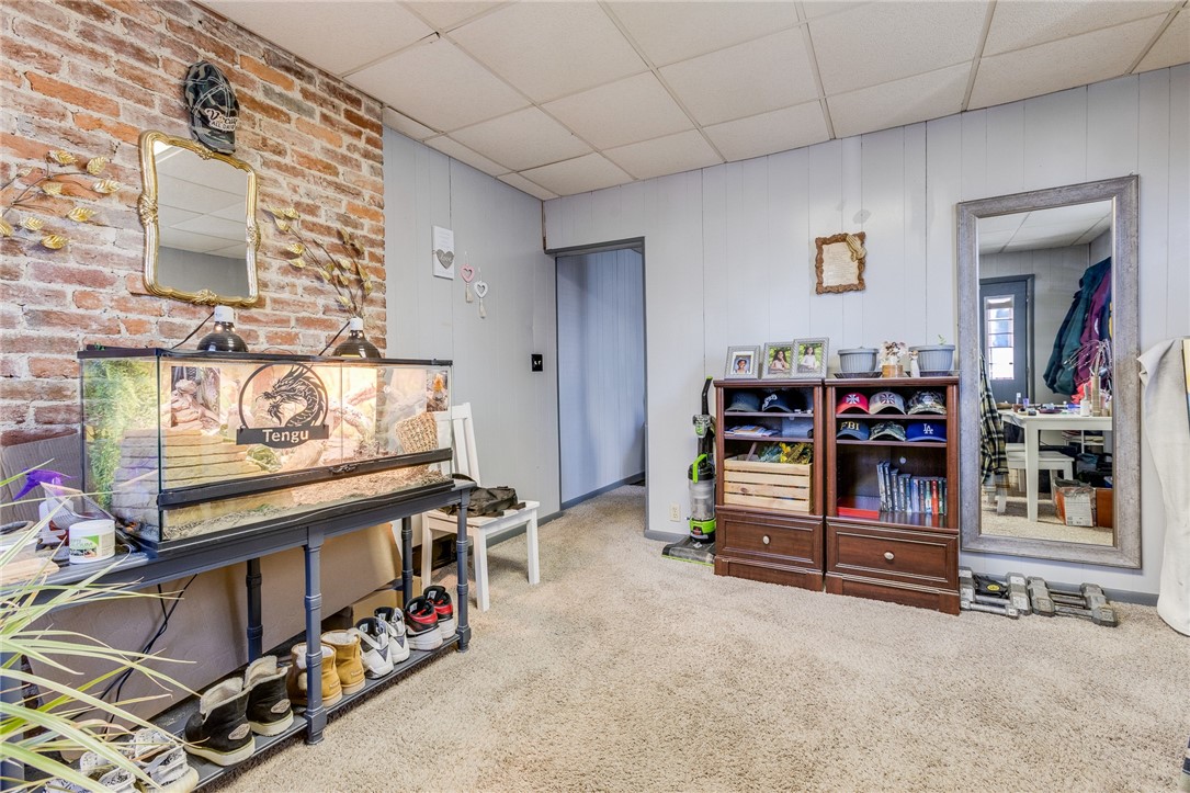 126-136 S Spring Ave