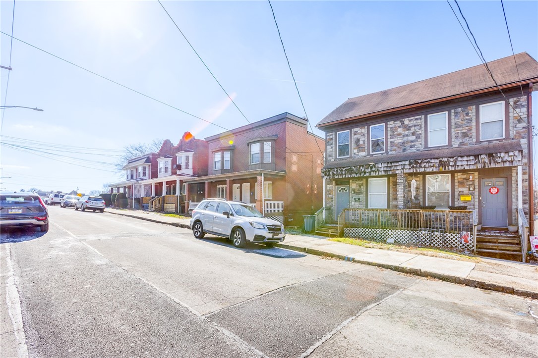 126-136 S Spring Ave