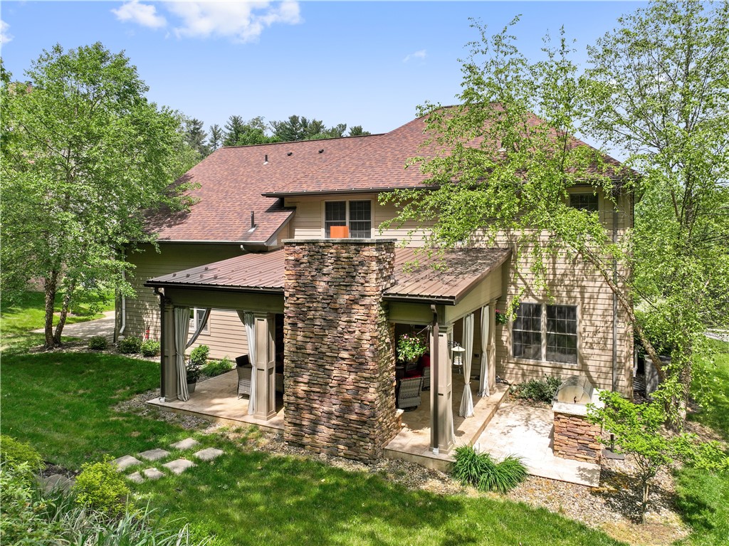 321 Ivy Dr.