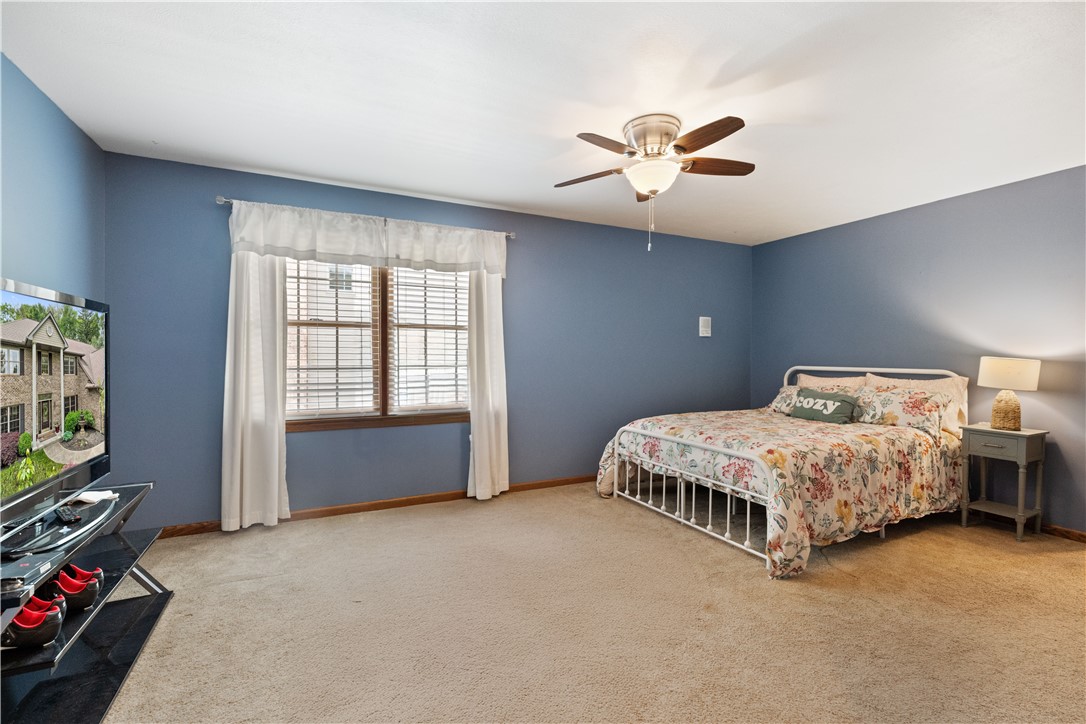 321 Ivy Dr.