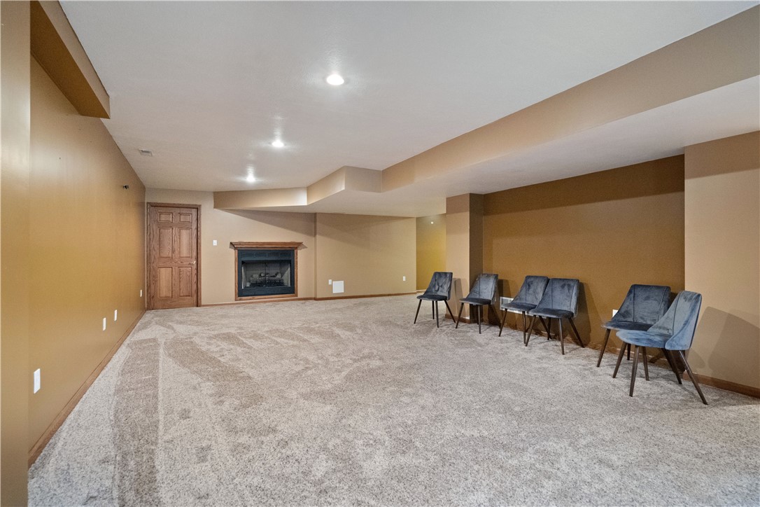 321 Ivy Dr.