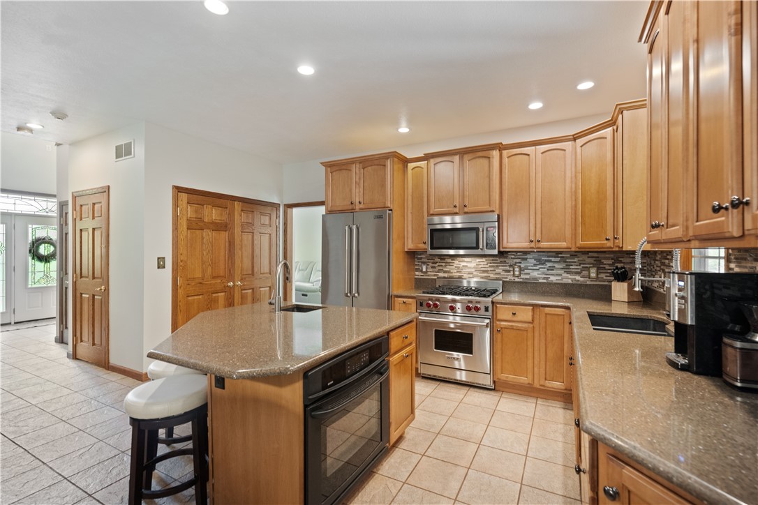 321 Ivy Dr.