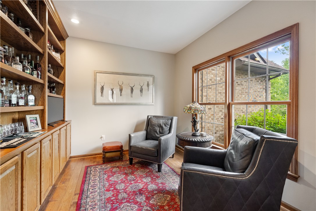 321 Ivy Dr.
