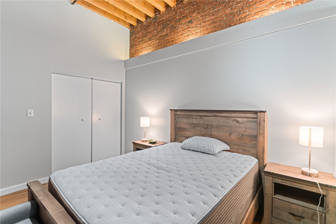 951 Liberty Ave 2D/204