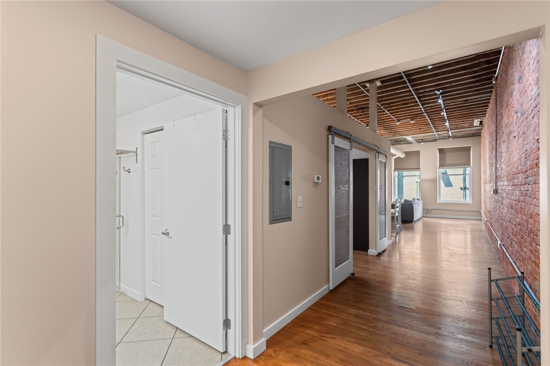 951 Liberty Ave 2D/204
