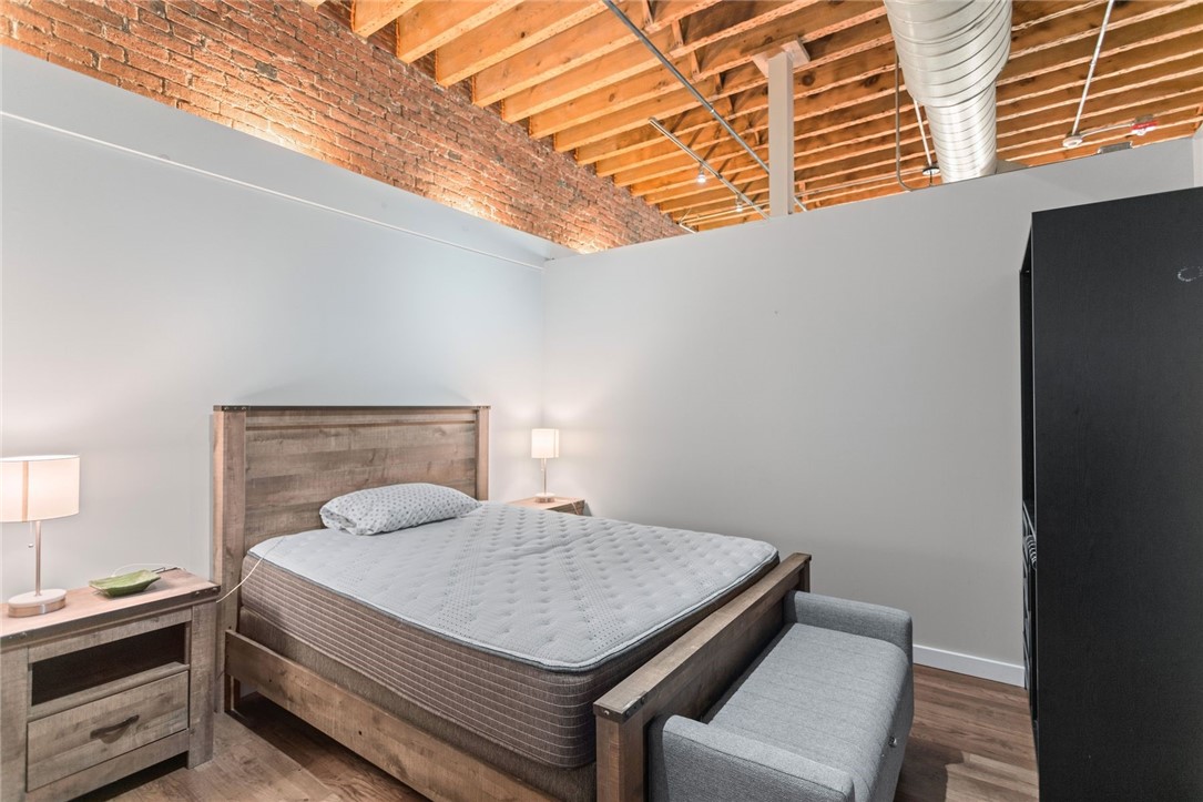 951 Liberty Ave 2D/204