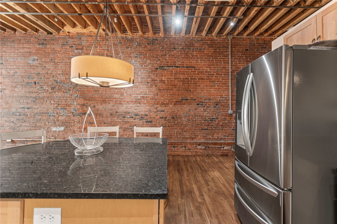 951 Liberty Ave 2D/204