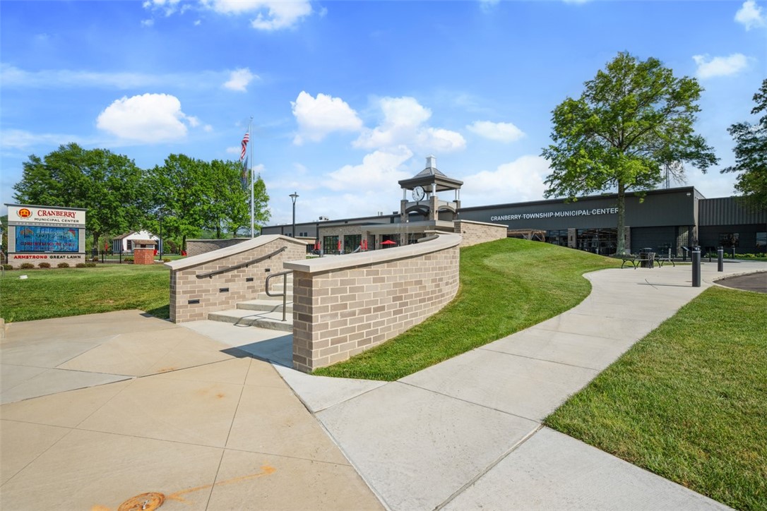216 Foundation Dr