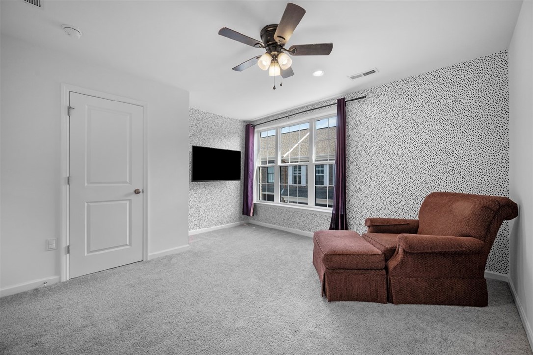 216 Foundation Dr