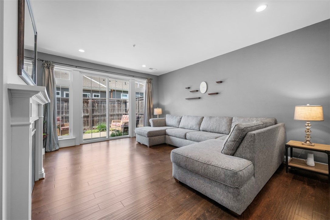 216 Foundation Dr