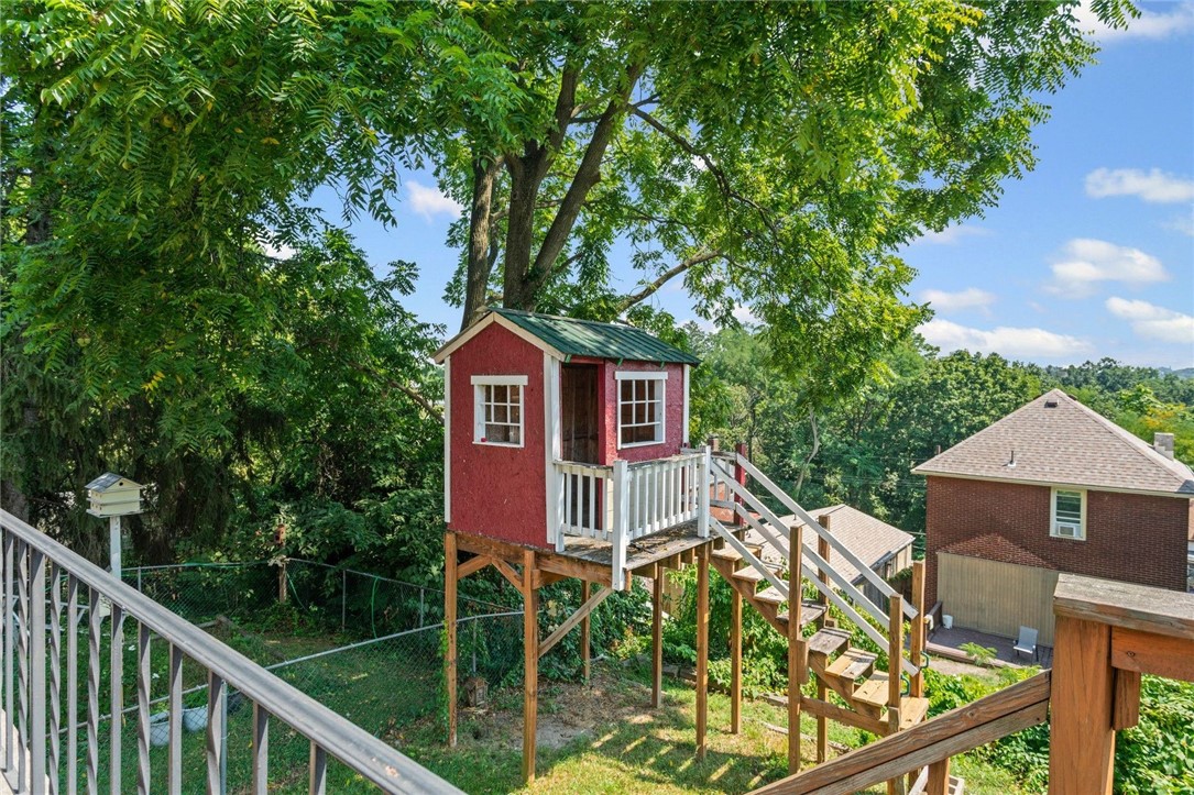 1421 Westfield Street