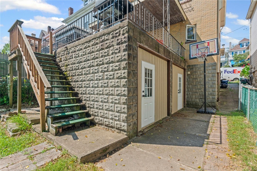 1421 Westfield Street