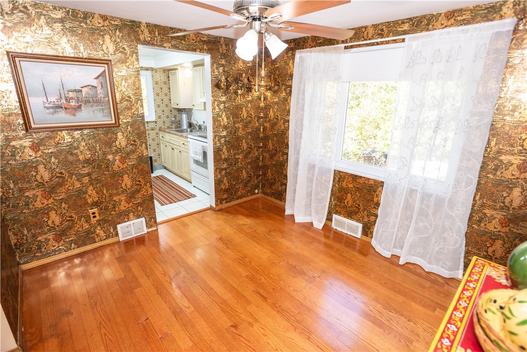 117 Rose Ave