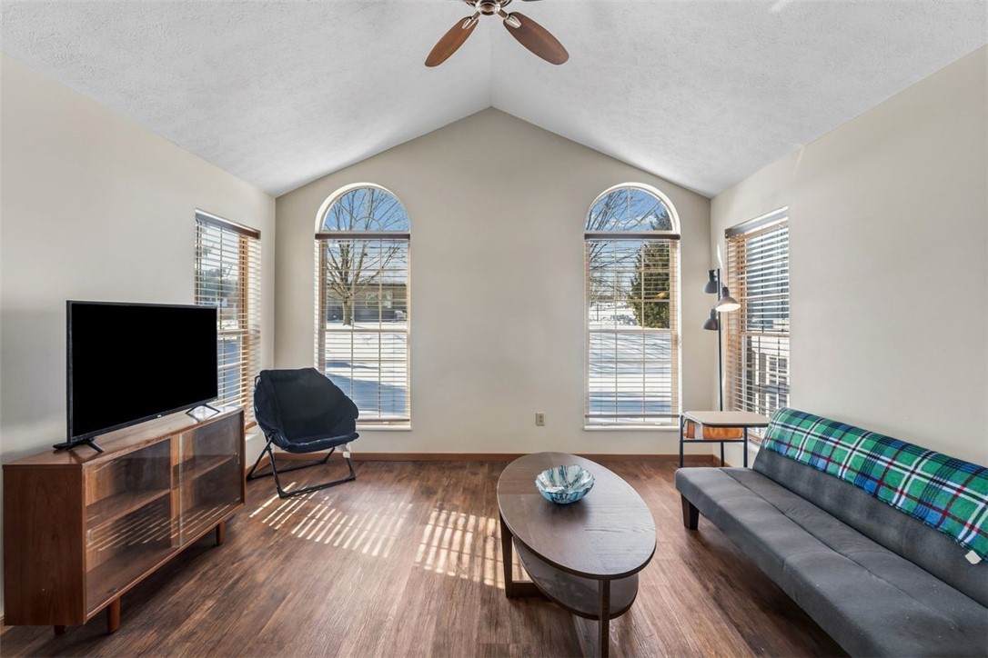 141 Cambridge Dr