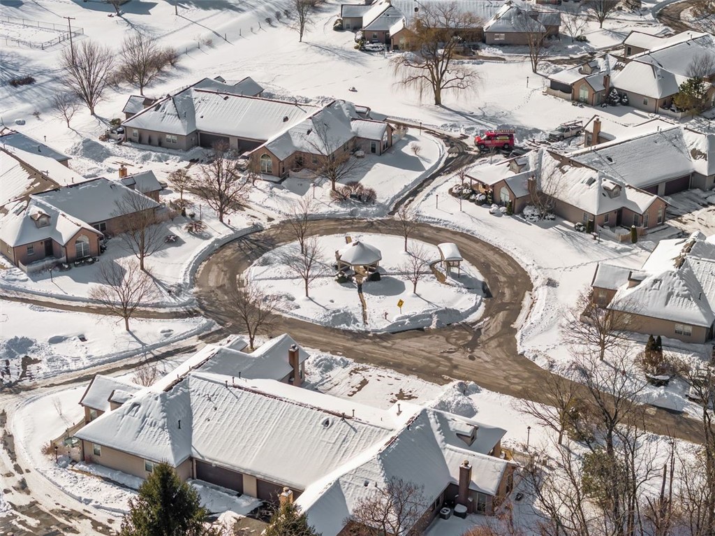 141 Cambridge Dr