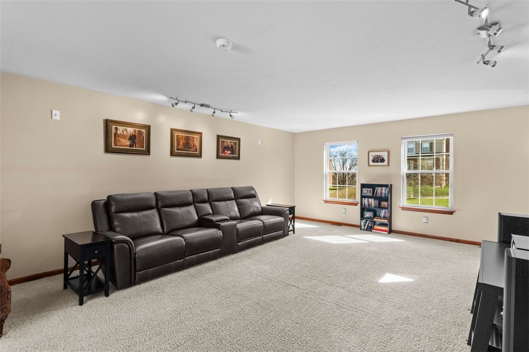 327 Garden Hill Dr
