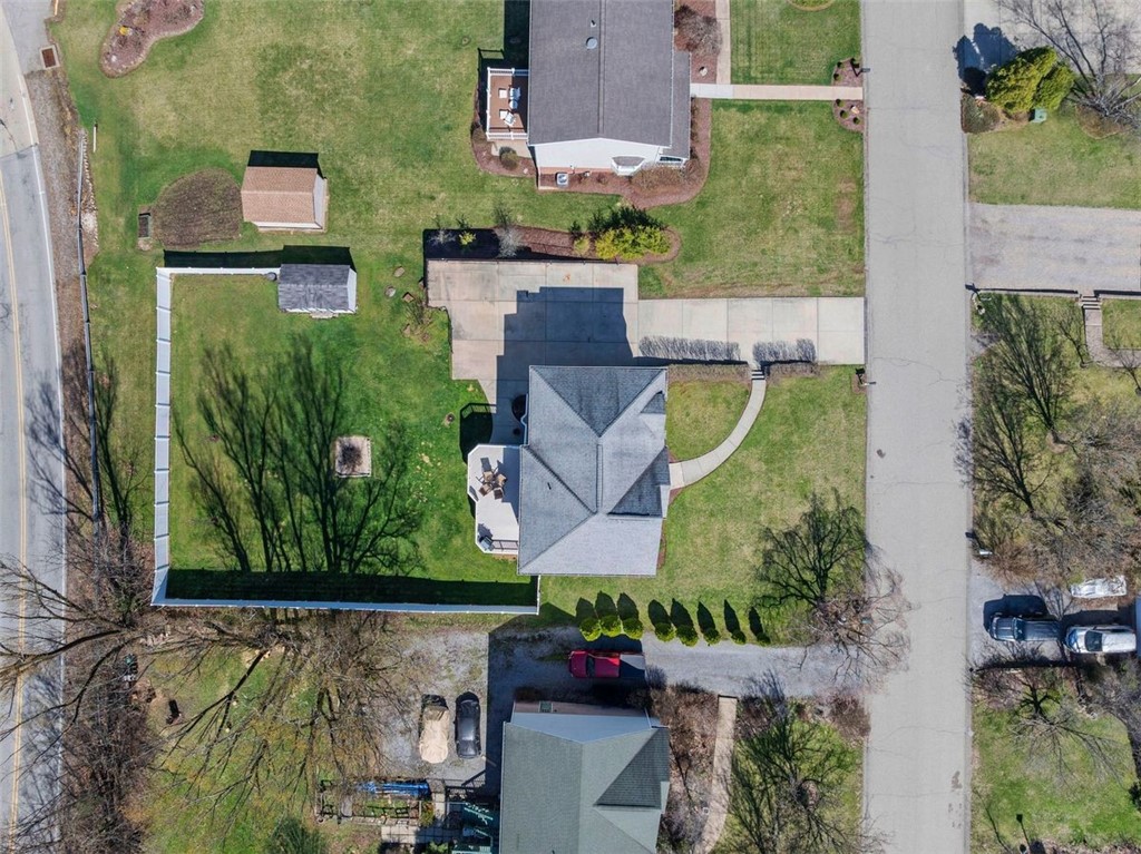 327 Garden Hill Dr