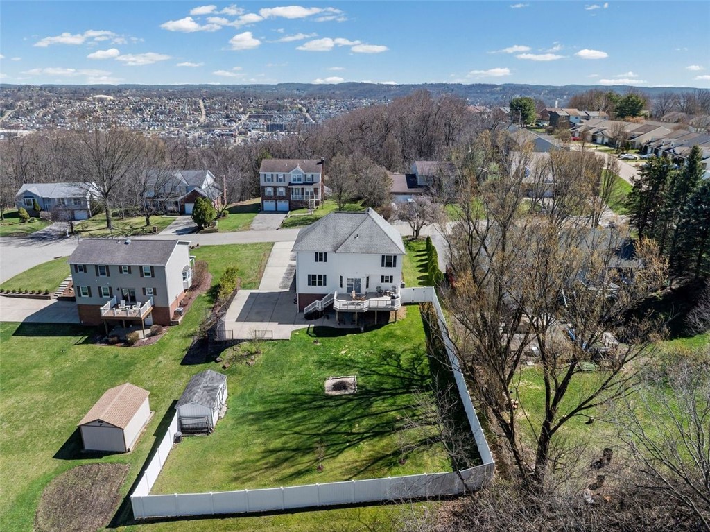 327 Garden Hill Dr