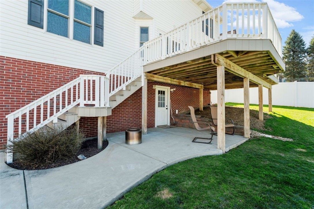 327 Garden Hill Dr