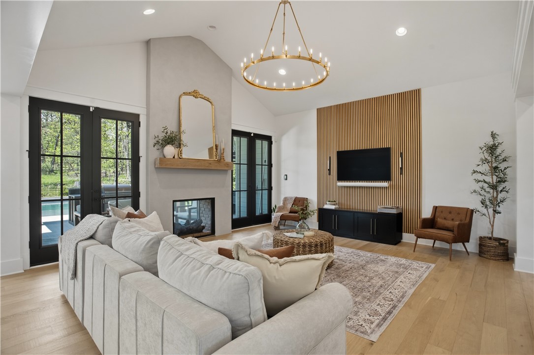 136 Morningside Dr