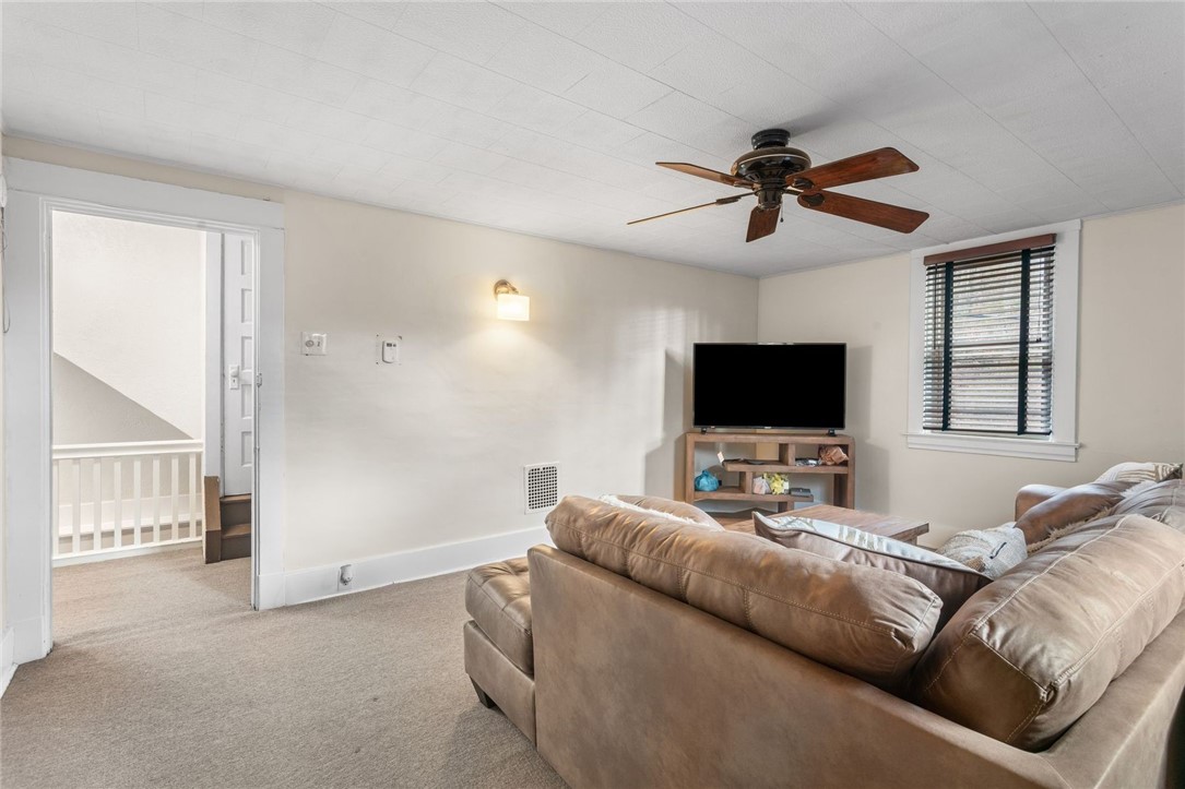 425 Braddock Rd
