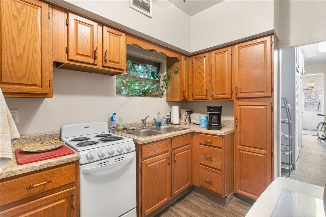 425 Braddock Rd