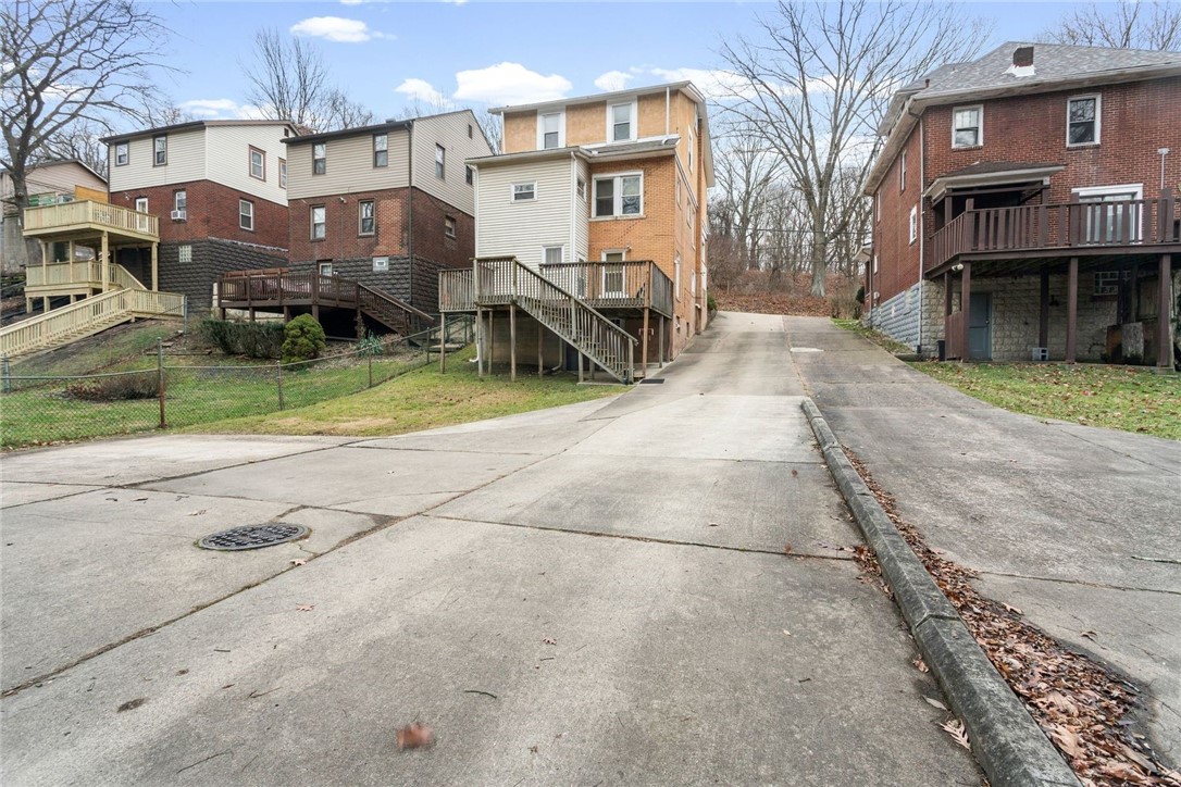 425 Braddock Rd