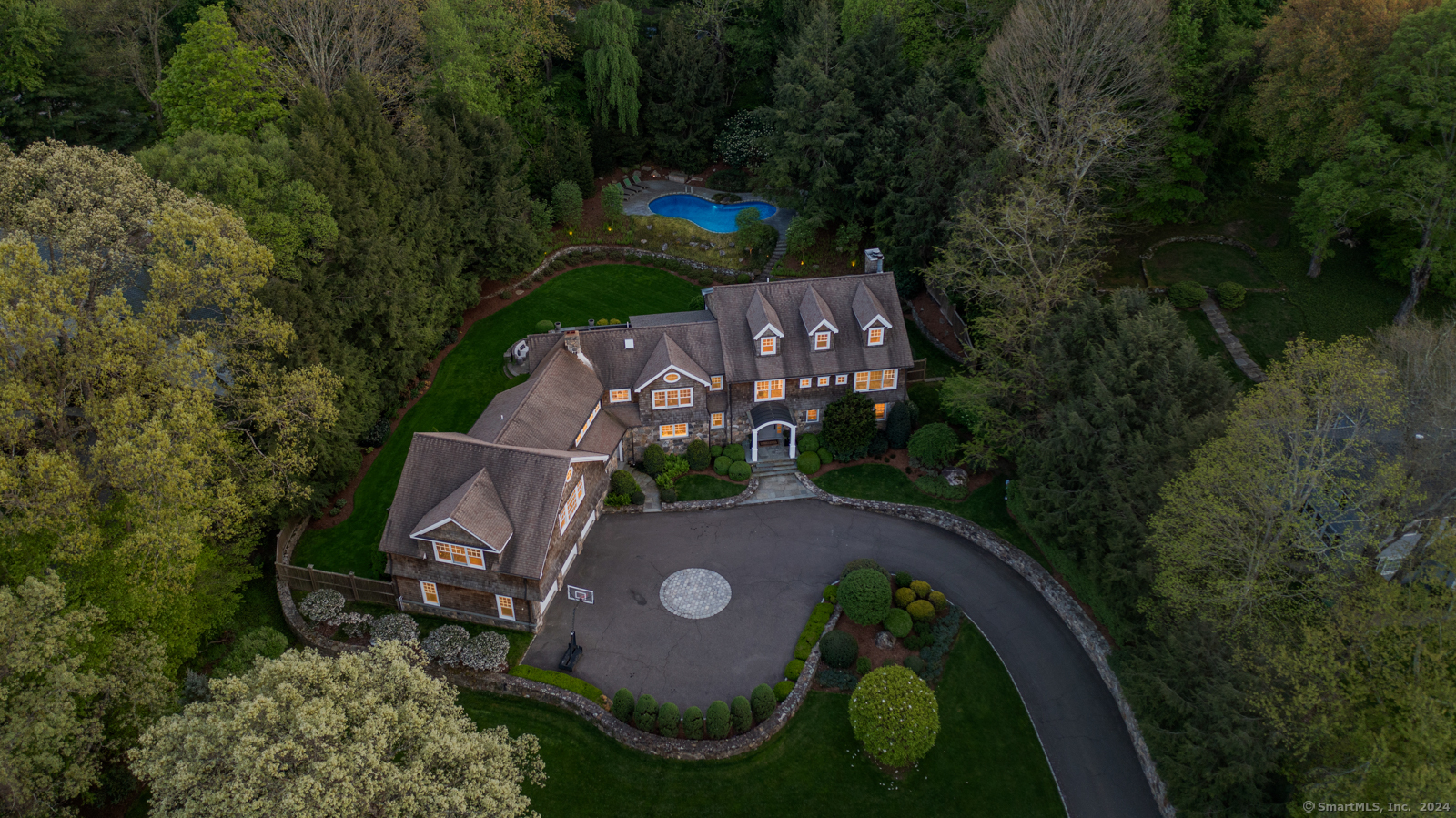 19 Pequot Trail