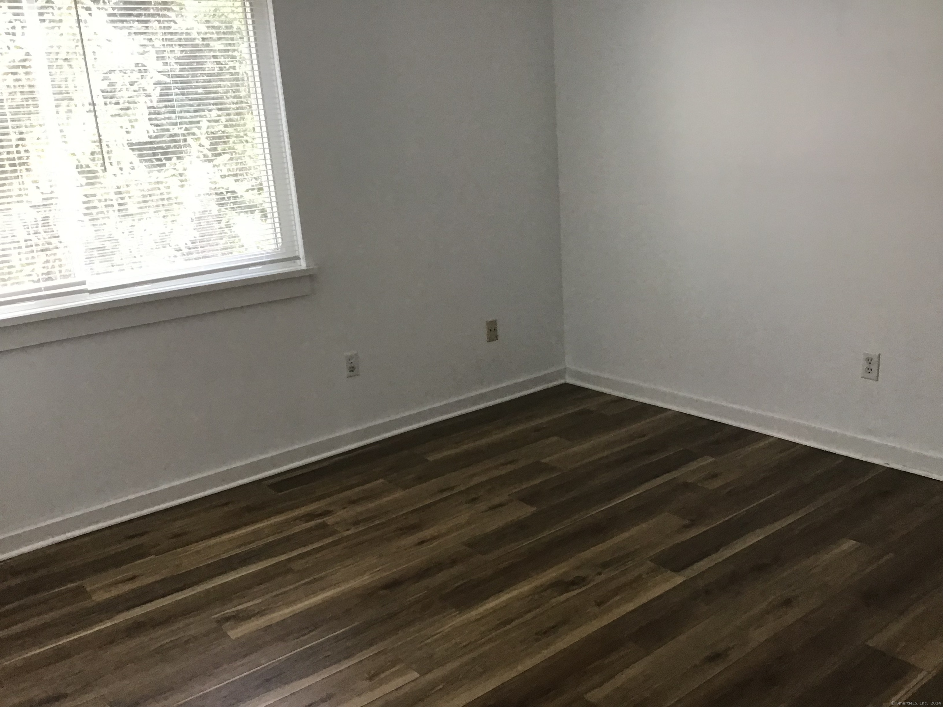 301 Post Road East APT 17