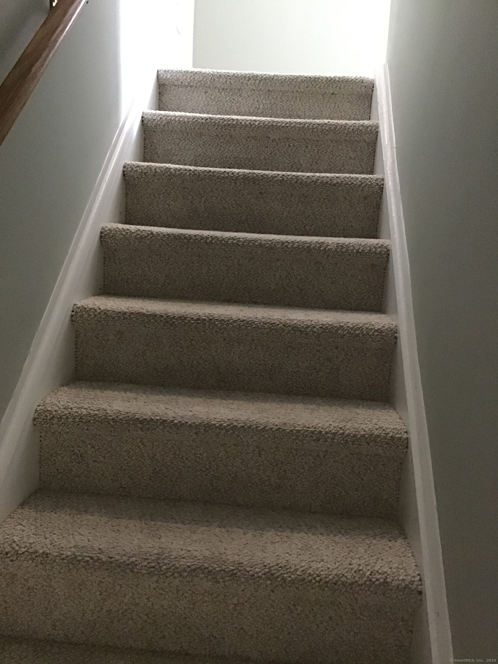 301 Post Road East APT 17
