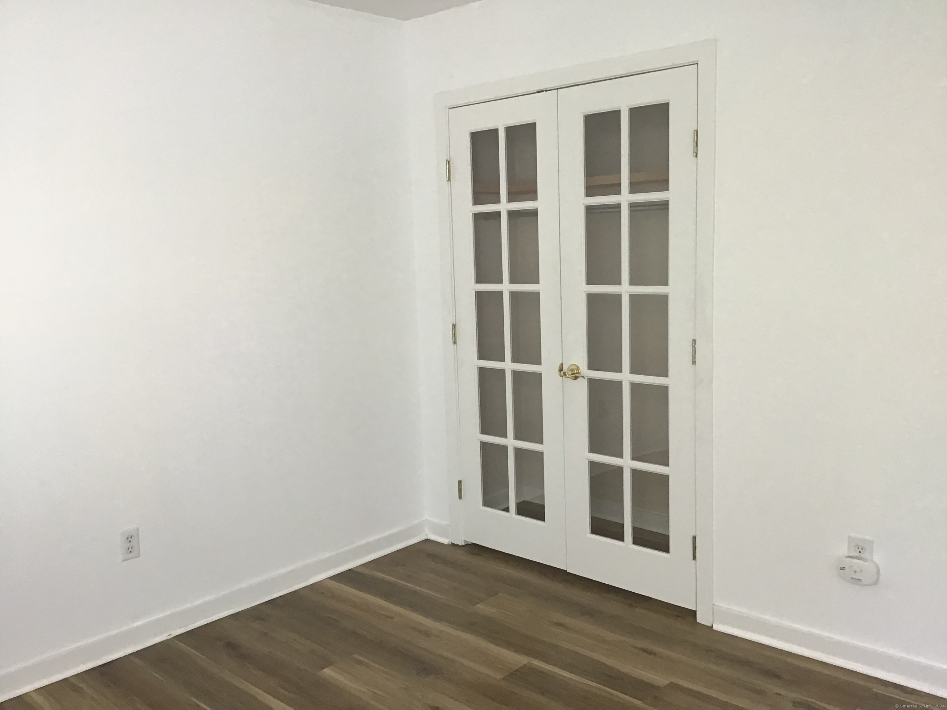 301 Post Road East APT 17