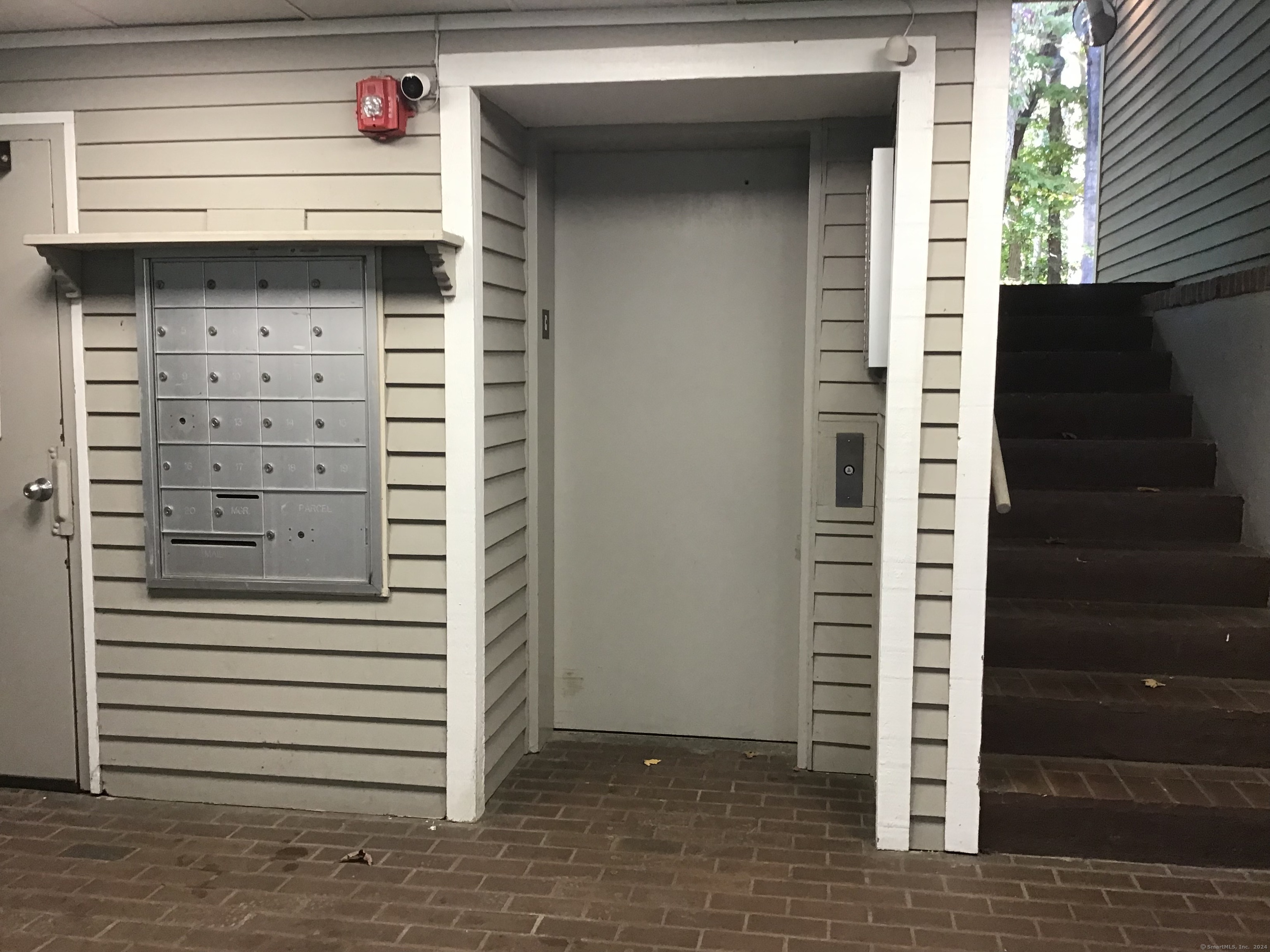 301 Post Road East APT 17