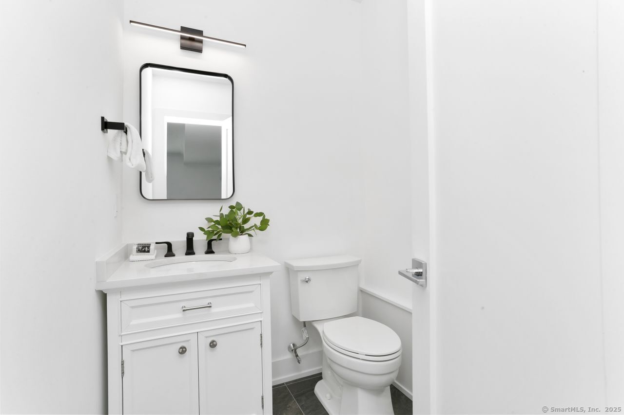 345 Reef Road C8