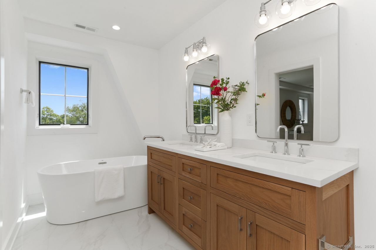 345 Reef Road C8