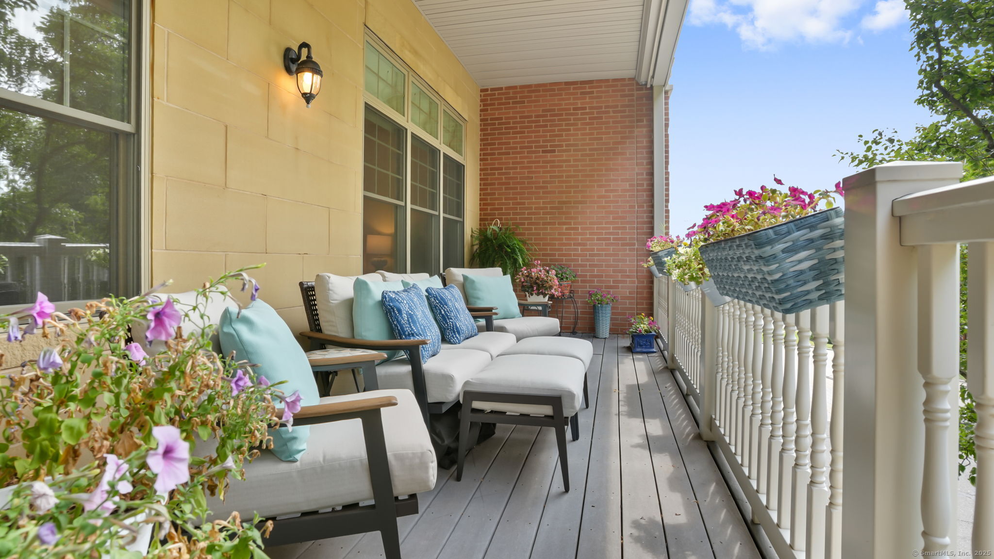 50 Stone Ridge Way APT 1F