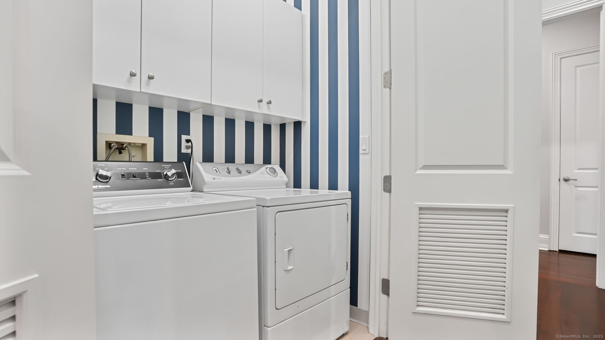 50 Stone Ridge Way APT 1F
