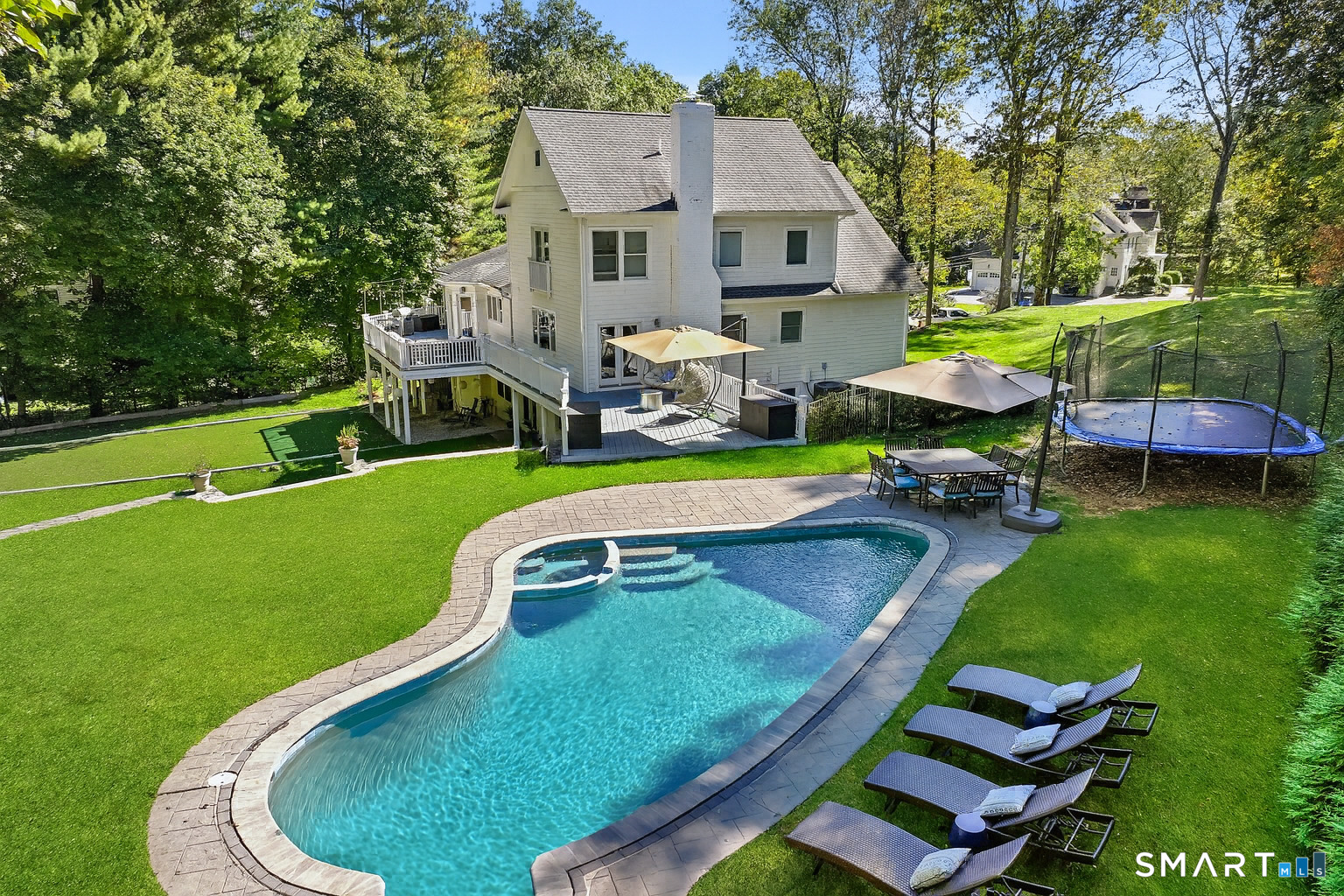 1 Angora Road