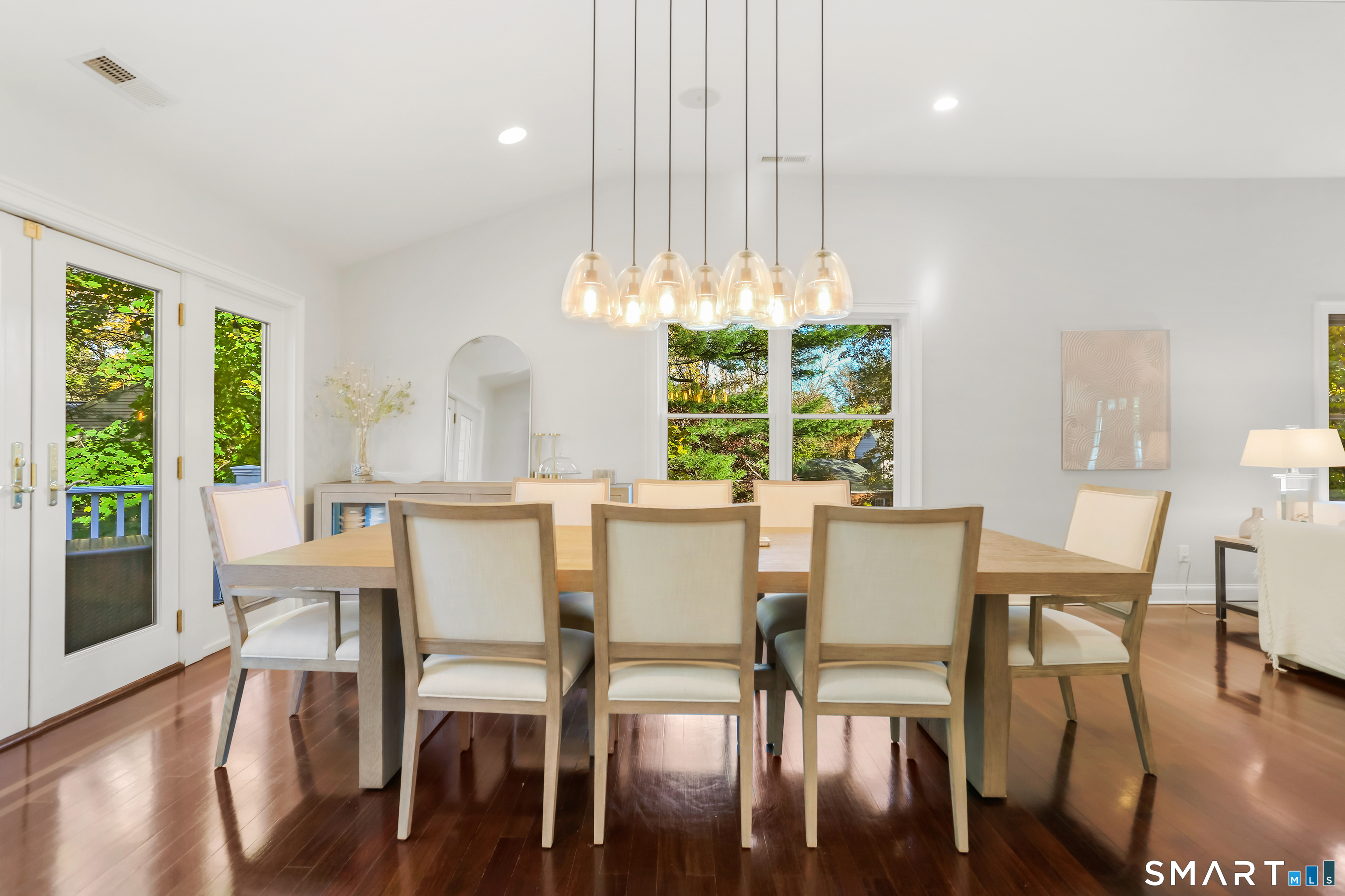 1 Angora Road