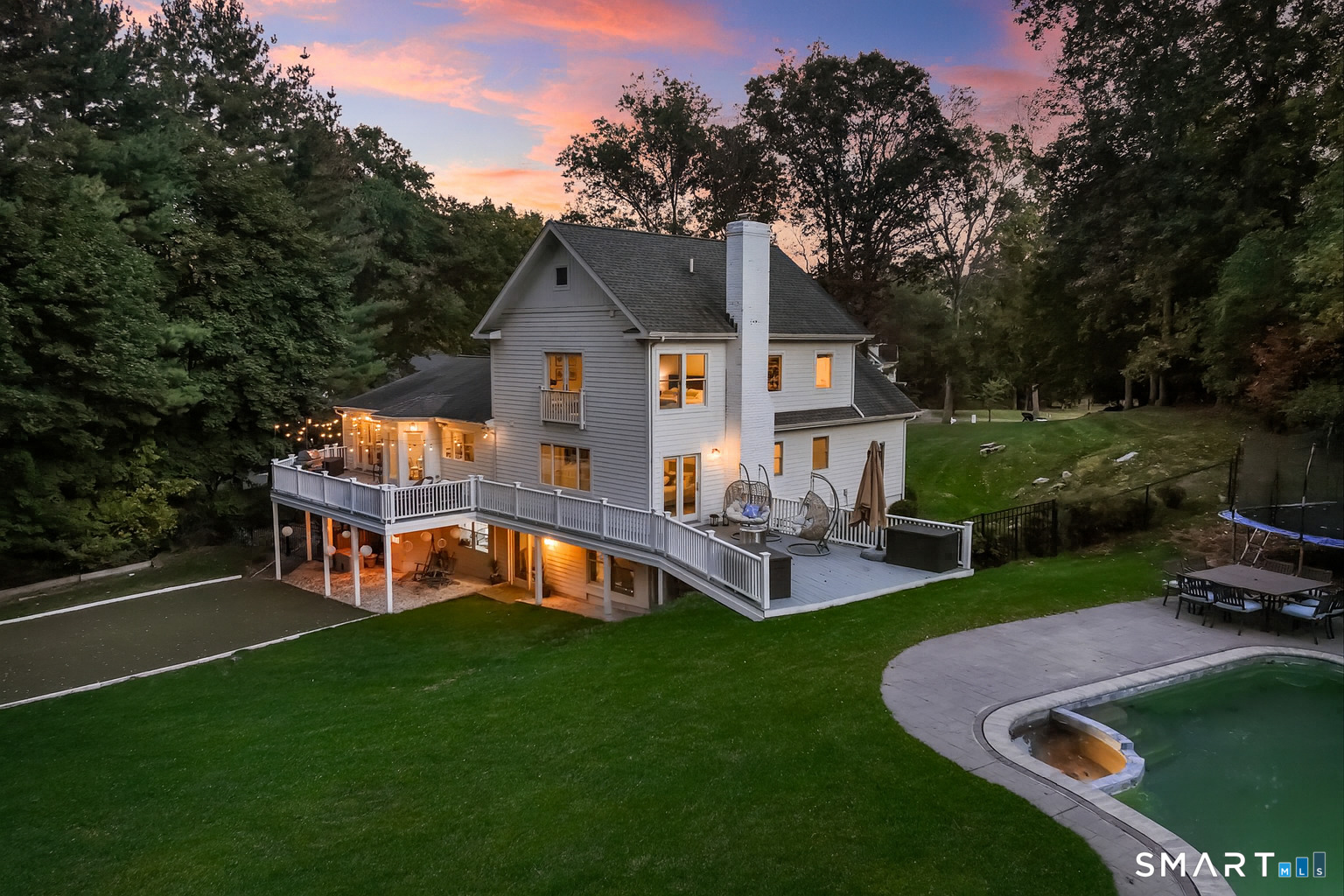 1 Angora Road