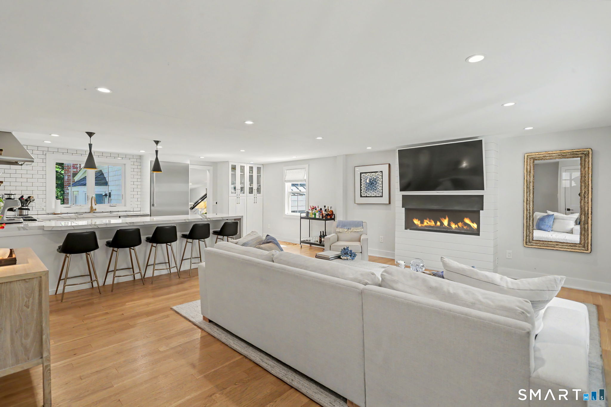 8 Kirock Place