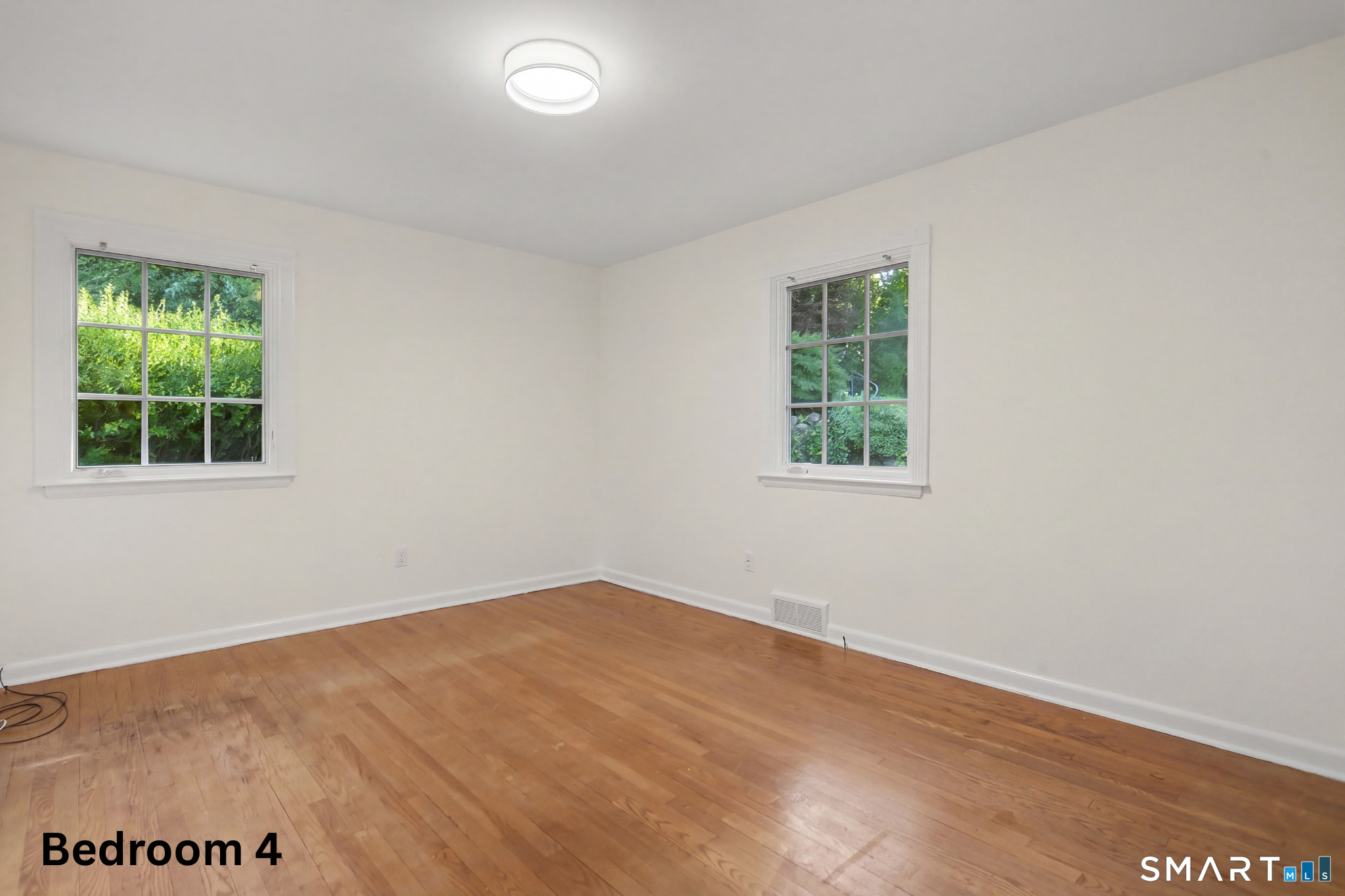 4 Lookout Lane