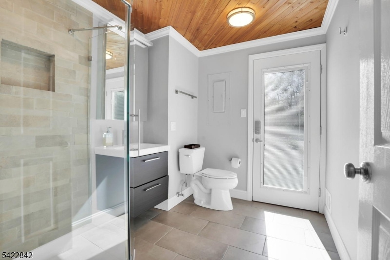 36 Coppergate Dr