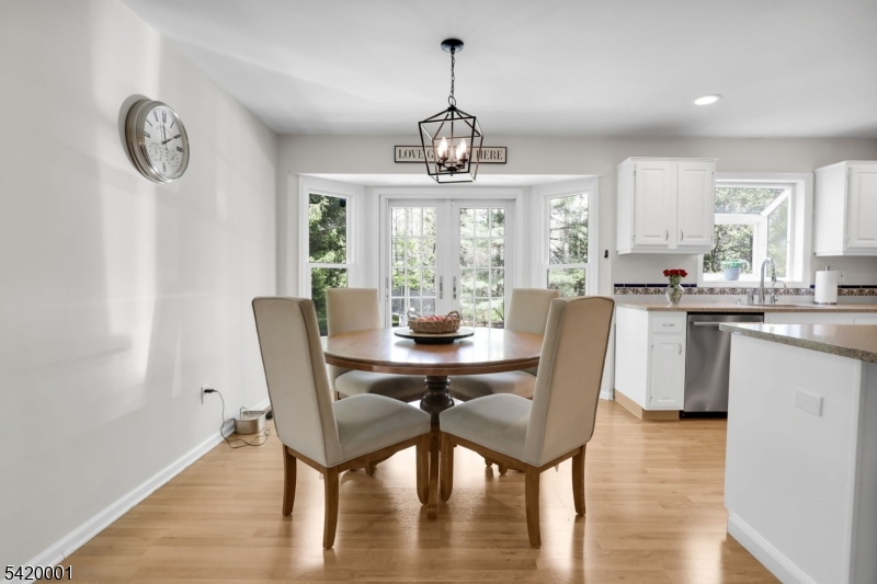 16 Lenape Ct