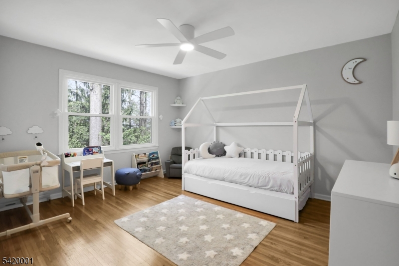 16 Lenape Ct