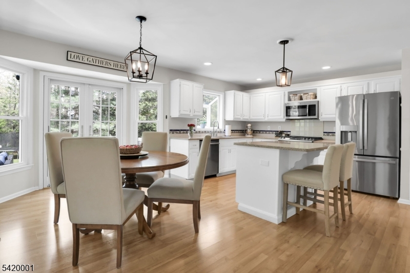 16 Lenape Ct