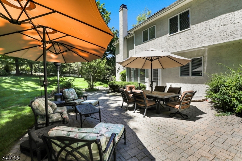 1 Vanderveer Dr
