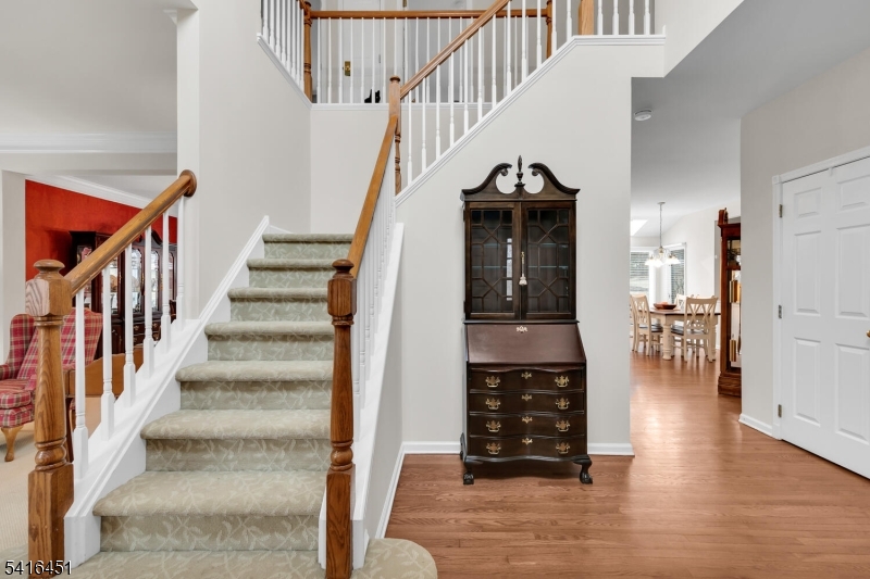 1 Vanderveer Dr